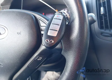 2015 Infiniti Q60 z USA, uszkodzony, nr VIN JN1CV6EL8FM890966